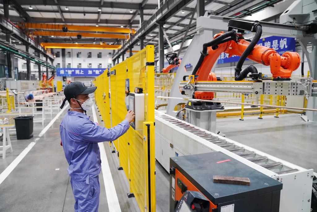 財經聚焦丨這份“500強”榜單記錄“中國制造”成長軌跡 化學原料和化學制品制造業的崛起與啟示